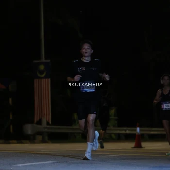 Runner Photo 3751898
