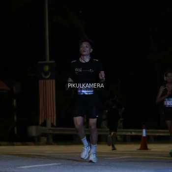 Runner Photo 3751944