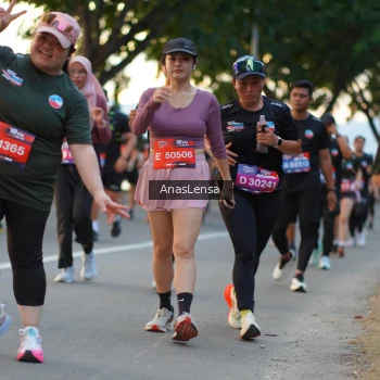 Runner Photo 3751946