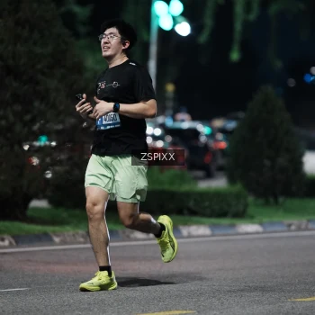 Runner Photo 3751972