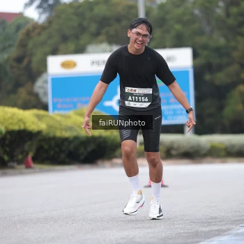 Runner Photo 3751976