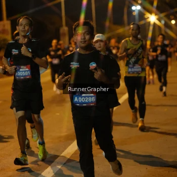 Runner Photo 3751979