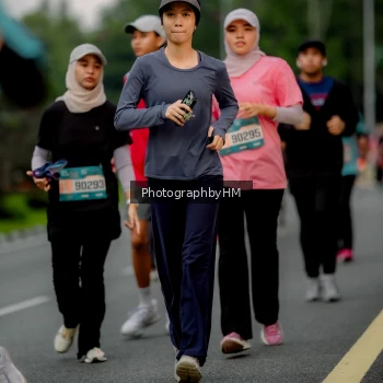 Runner Photo 3752002