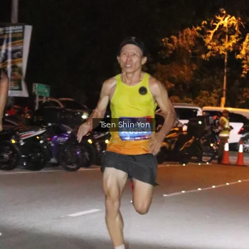 Runner Photo 3752003
