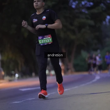 Runner Photo 3752099