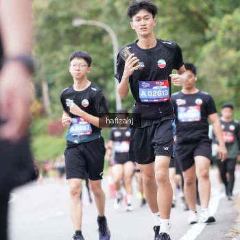 Runner Photo 3752100