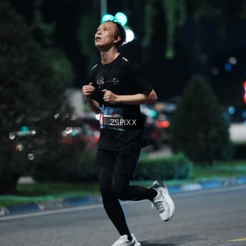 Runner Photo 3752122