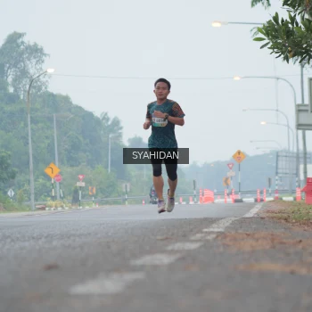 Runner Photo 3752131