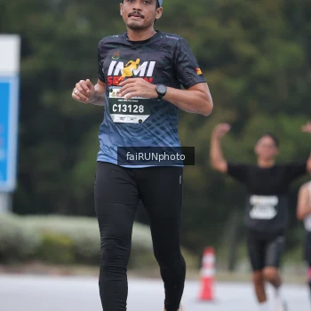 Runner Photo 3752133