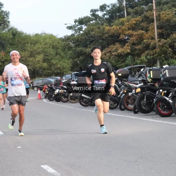 Runner Photo 3752169