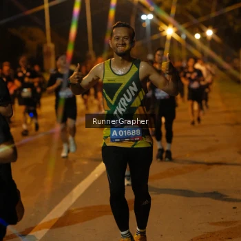 Runner Photo 3752181