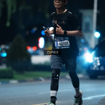 Runner Photo 3752192