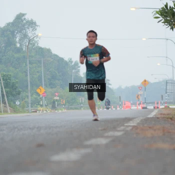Runner Photo 3752198