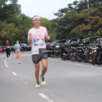Runner Photo 3752233