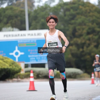 Runner Photo 3752311