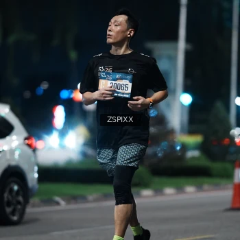 Runner Photo 3752405