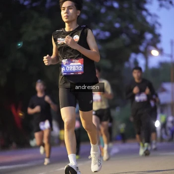 Runner Photo 3752418