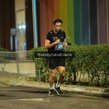 Runner Photo 3752437
