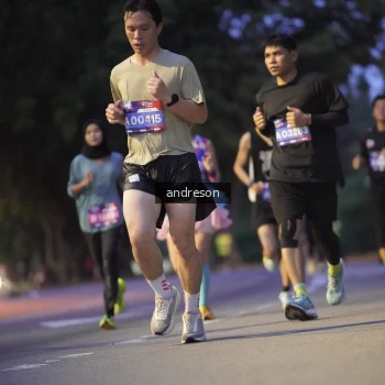 Runner Photo 3752453