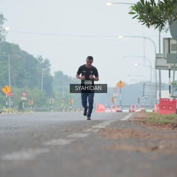 Runner Photo 3752455