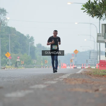 Runner Photo 3752468