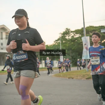 Runner Photo 3752475