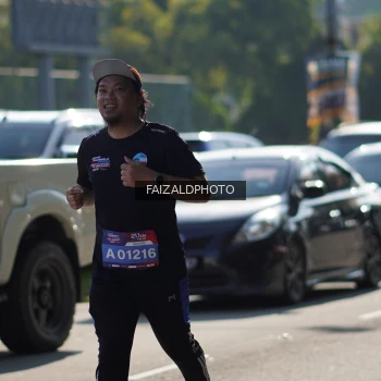 Runner Photo 3752479