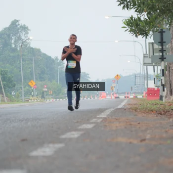 Runner Photo 3752511