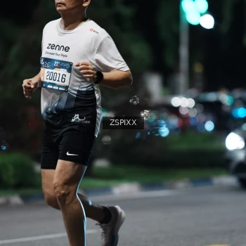 Runner Photo 3752545