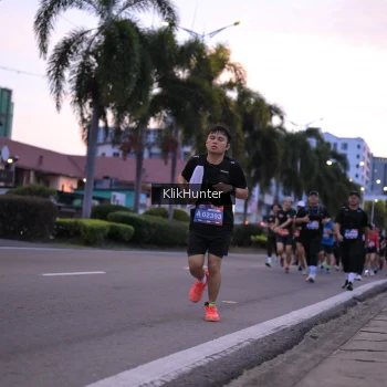 Runner Photo 3752571