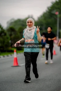 Runner Photo 3752576
