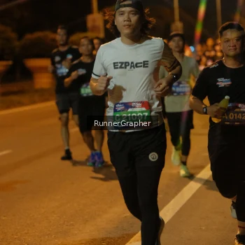 Runner Photo 3752599
