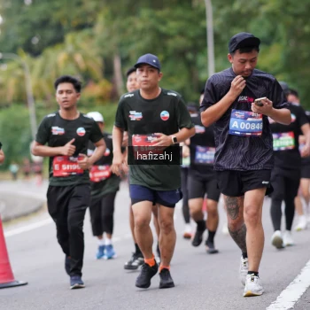 Runner Photo 3752603