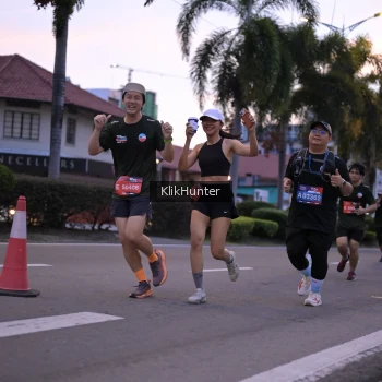 Runner Photo 3752619