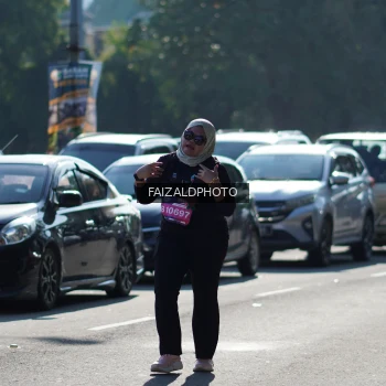 Runner Photo 3752636