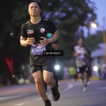 Runner Photo 3752645