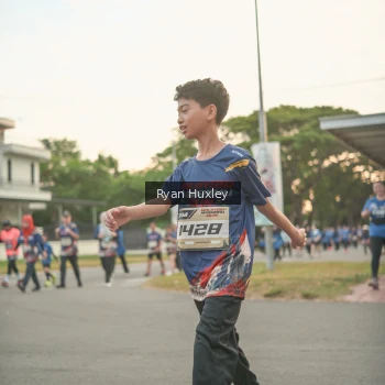 Runner Photo 3752660
