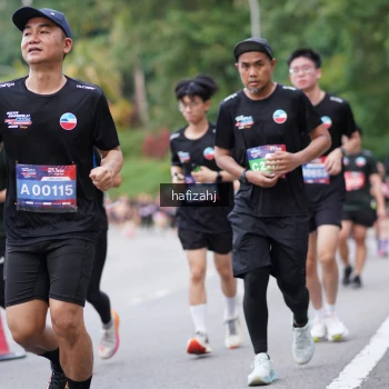 Runner Photo 3752666