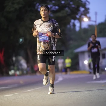 Runner Photo 3752691