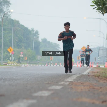 Runner Photo 3752695