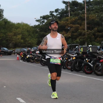 Runner Photo 3752733