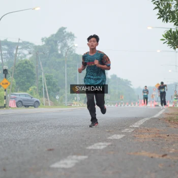 Runner Photo 3752749