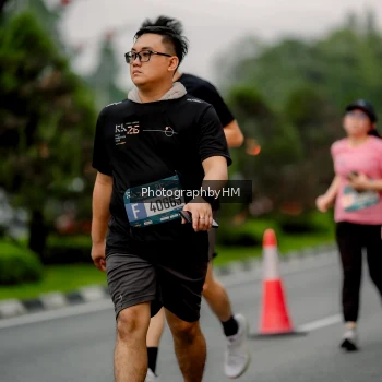 Runner Photo 3752762