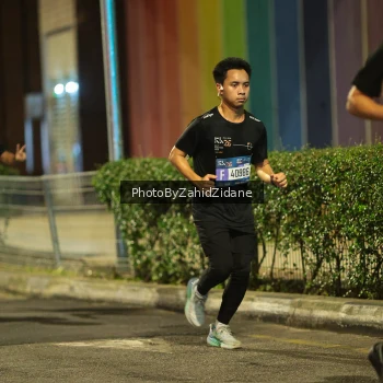 Runner Photo 3752820
