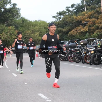 Runner Photo 3752832