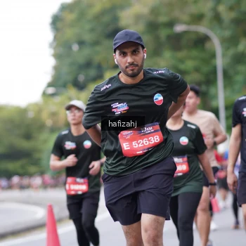 Runner Photo 3752843