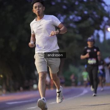 Runner Photo 3752858