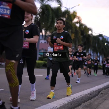 Runner Photo 3752881