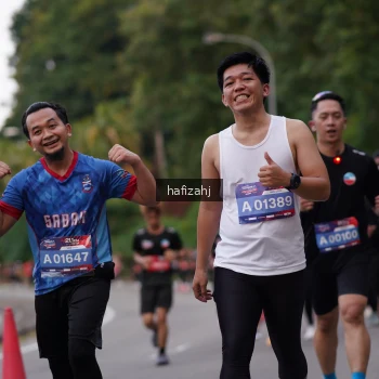 Runner Photo 3752893