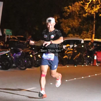 Runner Photo 3752894